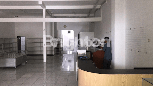 RUKO NO JALAN RAYA EX TOKO BAJU