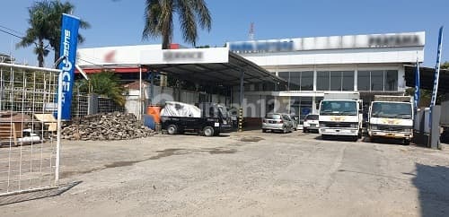 gedung di jln soekarno hatta