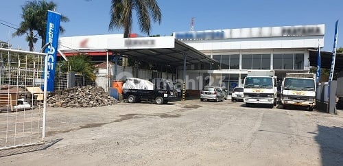 gedung di jln soekarno hatta