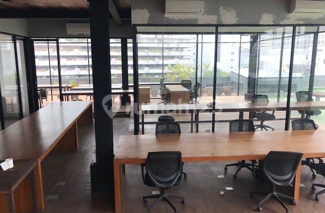 6-Storey Building Best Price in Kebon Sirih, Central Jakarta