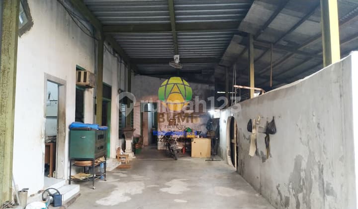 Gudang Lokasi Strategis di Mojosongo Solo