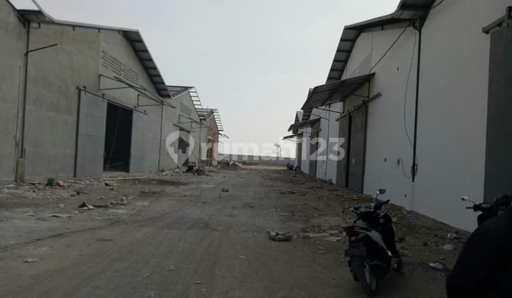 Gudang Baru di Margomulyo surabaya