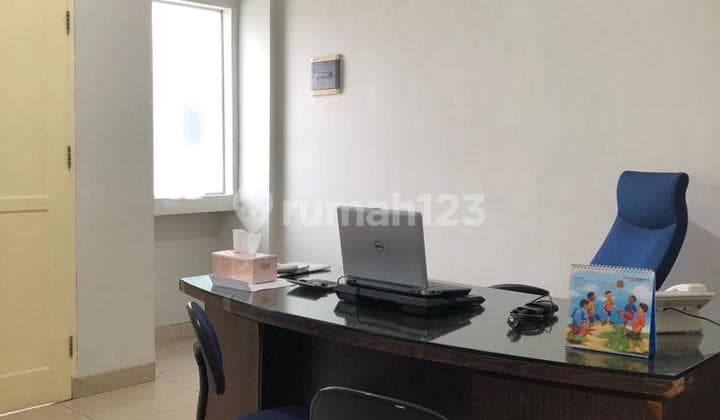 RUKO HOOK 3 LANTAI DI MERUYA