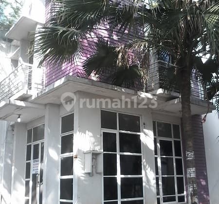Beautiful 2-Story Shop House on the Edge of Hibrida Main Road, Kelapa Gading, North Jakarta