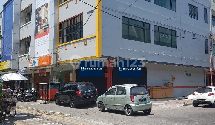 Ruko super strategis di jalan ir.soekarno solo baru