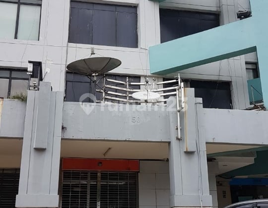 Ruko Pluit Village (Mega Mal) 4 lantai sederetan Bank Bank