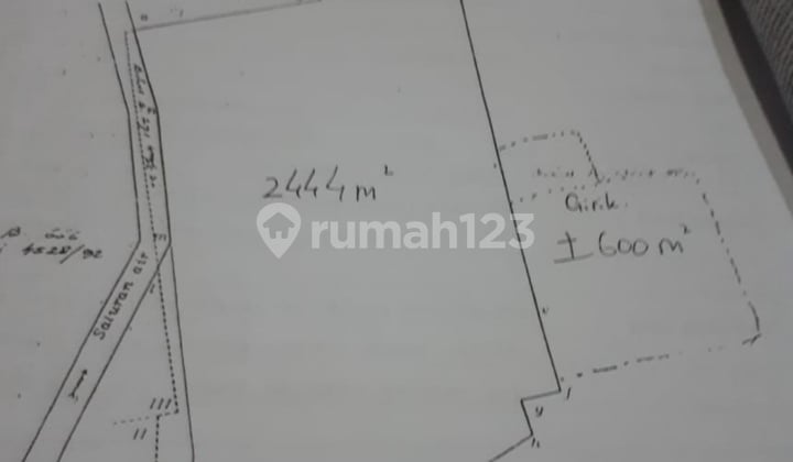 gudang banyak bonus tepi jl.raya