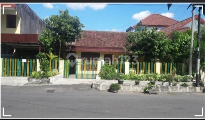 Kos Depan UGM Terban Yogyakarta
