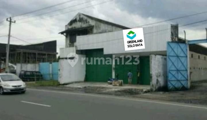 Gudang Dan Tempat Usaha Hitung Tanah Di Banyuanyar Solo