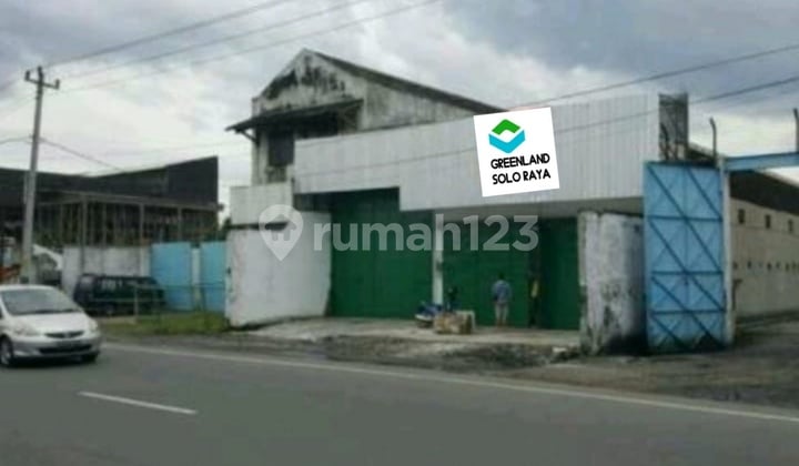 Gudang Dan Tempat Usaha Hitung Tanah Di Banyuanyar Solo