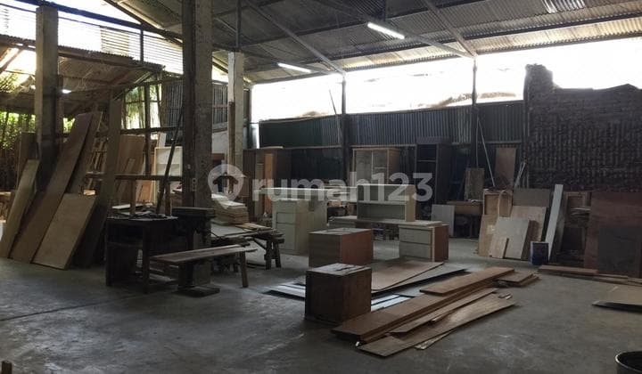 Gudang di Plumbon Cirebon