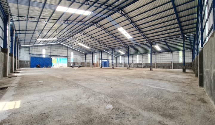 Gudang Bangunan Baru Strategis di Karanganyar Solo