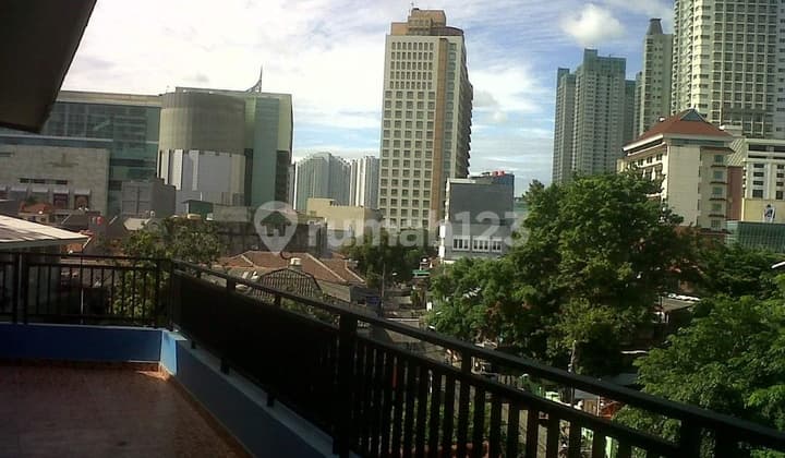 Rumah Kos Di Kebon Kacang, Jakarta Pusat