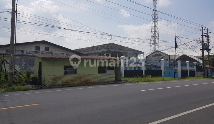 Gudang Strategis Akses Kontainer Dekat Tol Gondangrejo Solo