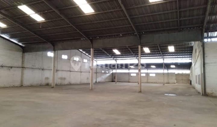 Gudang luas 5000 m2 area Karawaci Tangerang