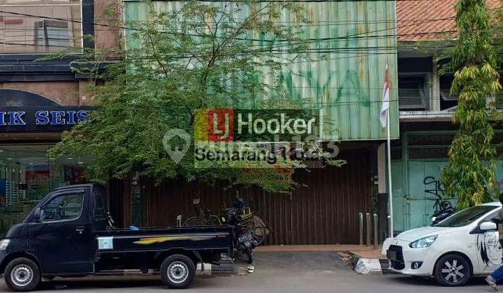 Shop house in the city center, Gajahmada street. Shop house in the city center, Gajahmada street.