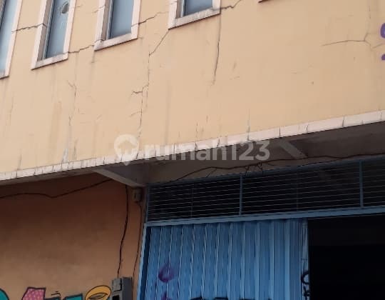 Gudang Siap Pakai Dekat Bundaran Alam Sutera