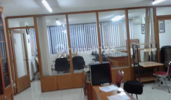 Ruko Golden Centrum 4 Lantai di lokasi Premium Jalan Majapahit Jakpus