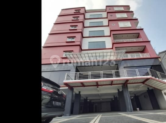 New Building in the Buncit Area, South Jakarta