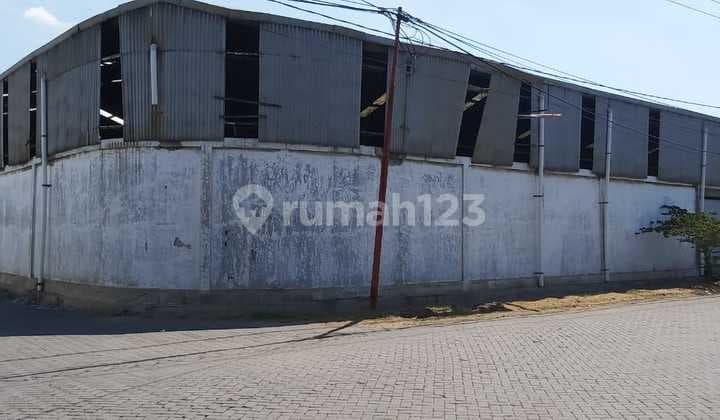 Gudang Margomulyo Indah SHM LT 2880 m2 (36 x 80) LB 2880 m2 (36 x 80)