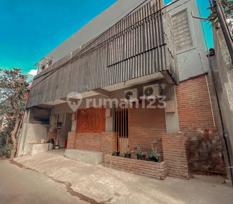 Strategic Hostel Near Airport In Kubu Anyar
