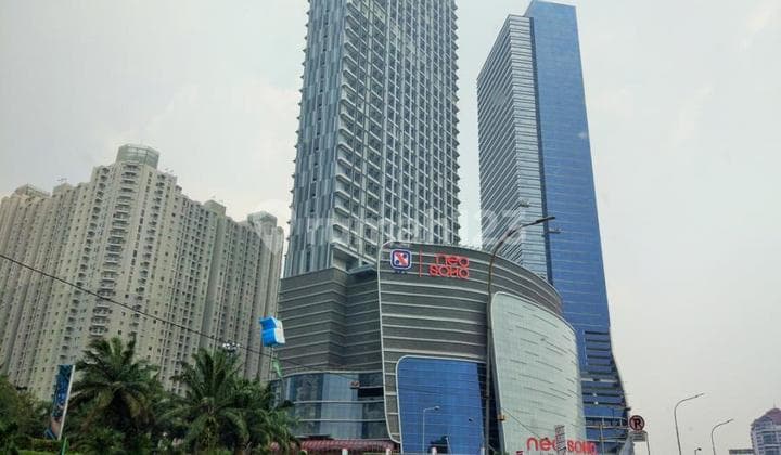 Disewa Ruang Kantor 1 Lantai 1000 Sqm di Soho Capital Jakarta Barat