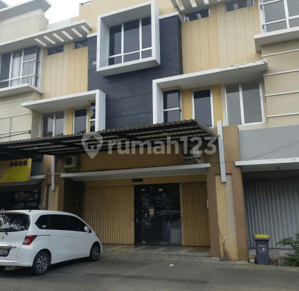 Ruko siap pakai 4lantai di taman Cemara Harapan indah Bekasi