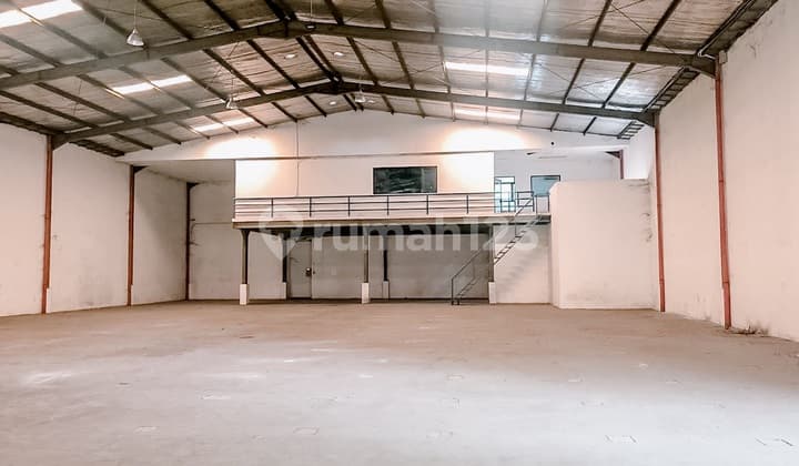 CHEAP WAREHOUSE FOR SALE IN JABABEKA 1