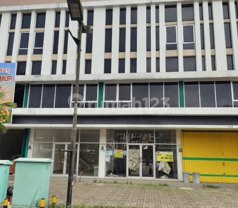 Ruko Grand Boulevard citra raya kan. Dekat mall