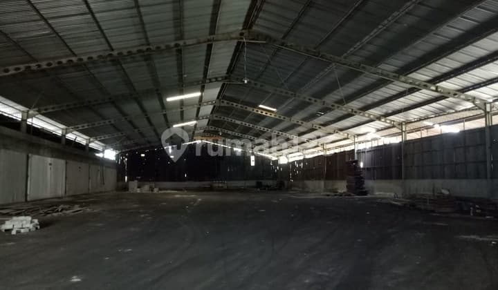 Gudang siap pake di margomulyo