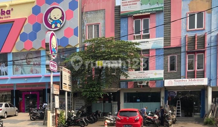 Ruko Siap Huni Cocok untuk Usaha Apapun di Cinere