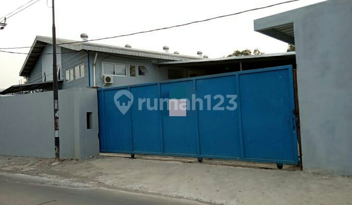 Pabrik Air Minum Dalam Kemasan 1 set dengan mesin dan perijinannya masih beroperasi dibekasi