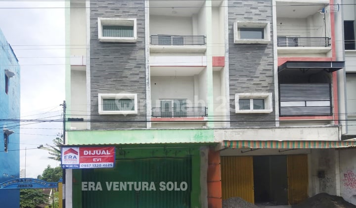 Ruko Strategis Siap Huni Jebres Solo Ruko Strategis Siap Huni Jebres Solo