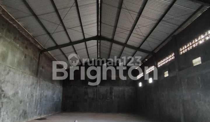 Gudang + Rumah + Kantor Di Taman Madiun