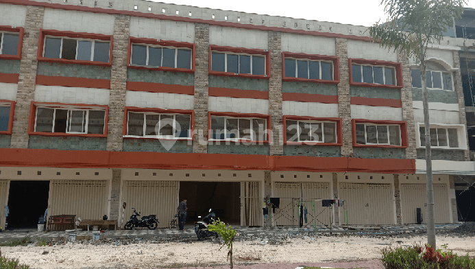 Ruko Denpasar di jalan Imam bonjol dekat Trans Mall