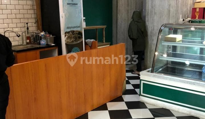 Ruko di jl raya pasar minggu siap pakai lokasi cakep hanya 7mnt dr patung pancoran