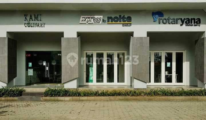 Ruang usaha dikemang raya