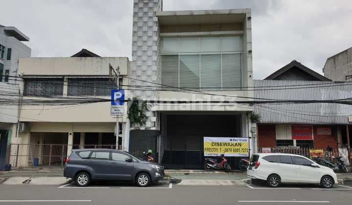 Spacious Office Building Jalan Suryopranoto, Harmoni, Jakpus