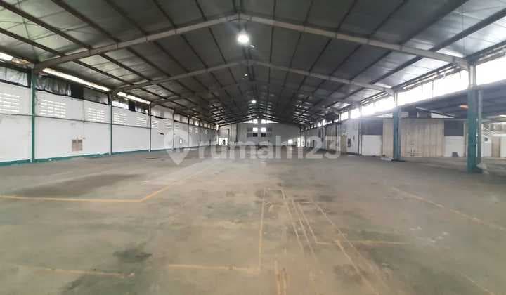 Gudang Strategis Akses Tol Padalarang Bandung