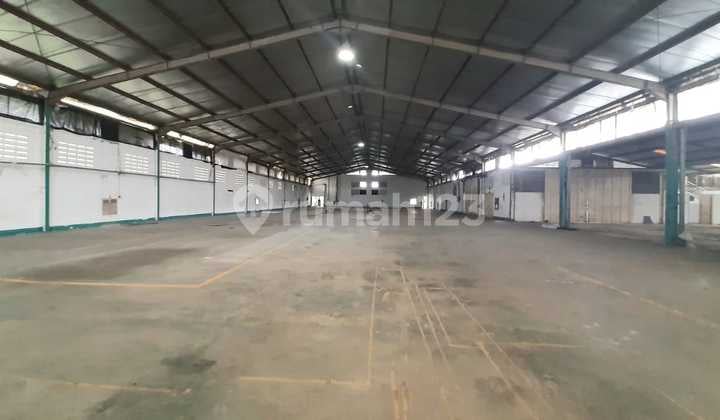 Gudang Strategis Akses Tol Padalarang Bandung