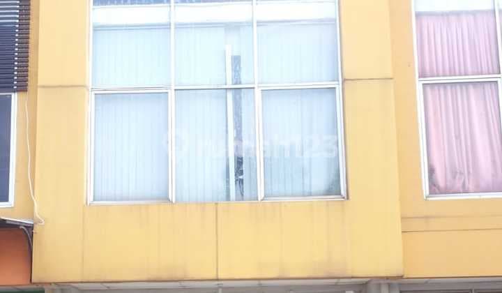 Ruang Usaha/ Lantai 3 Lantai di Menara Kebon Jeruk, Uk.5 X 15M