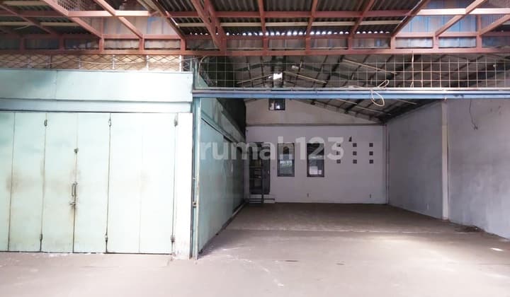 Gudang Strategis Siap Pakai di Jalan Semanan Raya Jakarta Barat