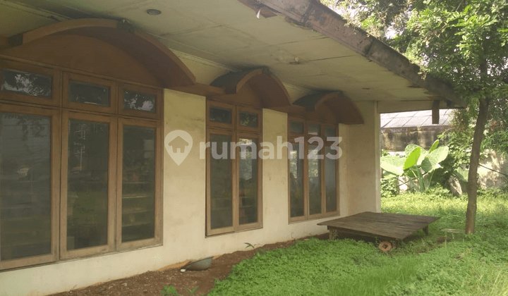 Ruang Usaha di Cilandak, Ramai, Parkir Luas,Cocok Resto, Kafe Waralaba, Kuliner Area