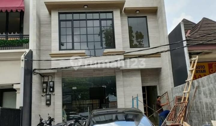 SHOP HOUSE / RUKO at Jl PAKUBUWONO, JAKSEL