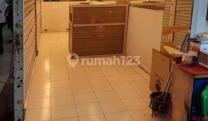 Kios Siap Pakai Gandeng Senen Jaya, Jakarta Pusat