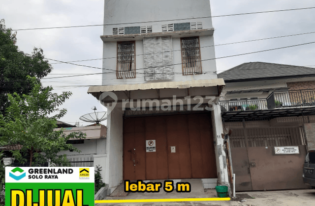 RUKO 3 LANTAI STRATEGIS KOTA SOLO