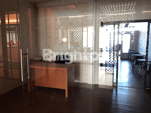 Office Tower Tunjangan Plaza Lks Strg Pusat Tengah Kota