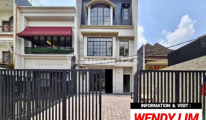 SHOP HOUSE / RUKO at Jl PAKUBUWONO, JAKSEL (BRAND NEW)