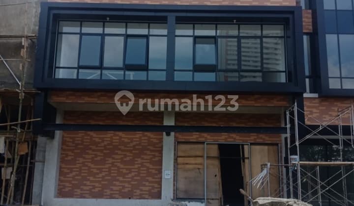 Ruko Victoria Lane Alam Sutera, Tangerang