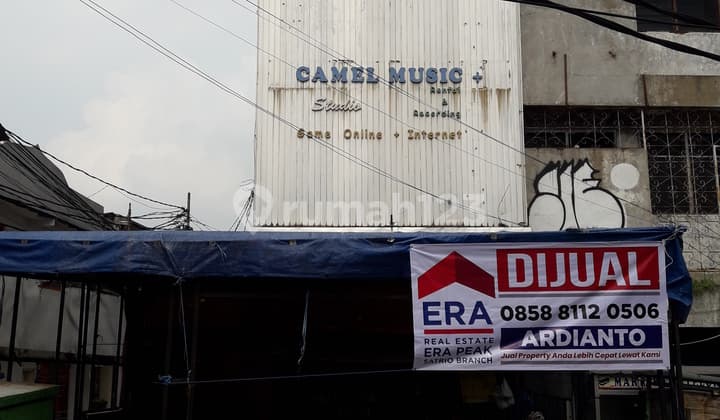 Ruko 3 LT Hoek Strategis Depan Terminal Angkot, Trans' Jakarta